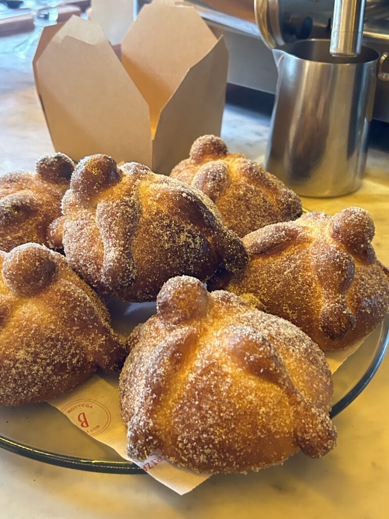 pan de muerto tradicional de bottega sartoria